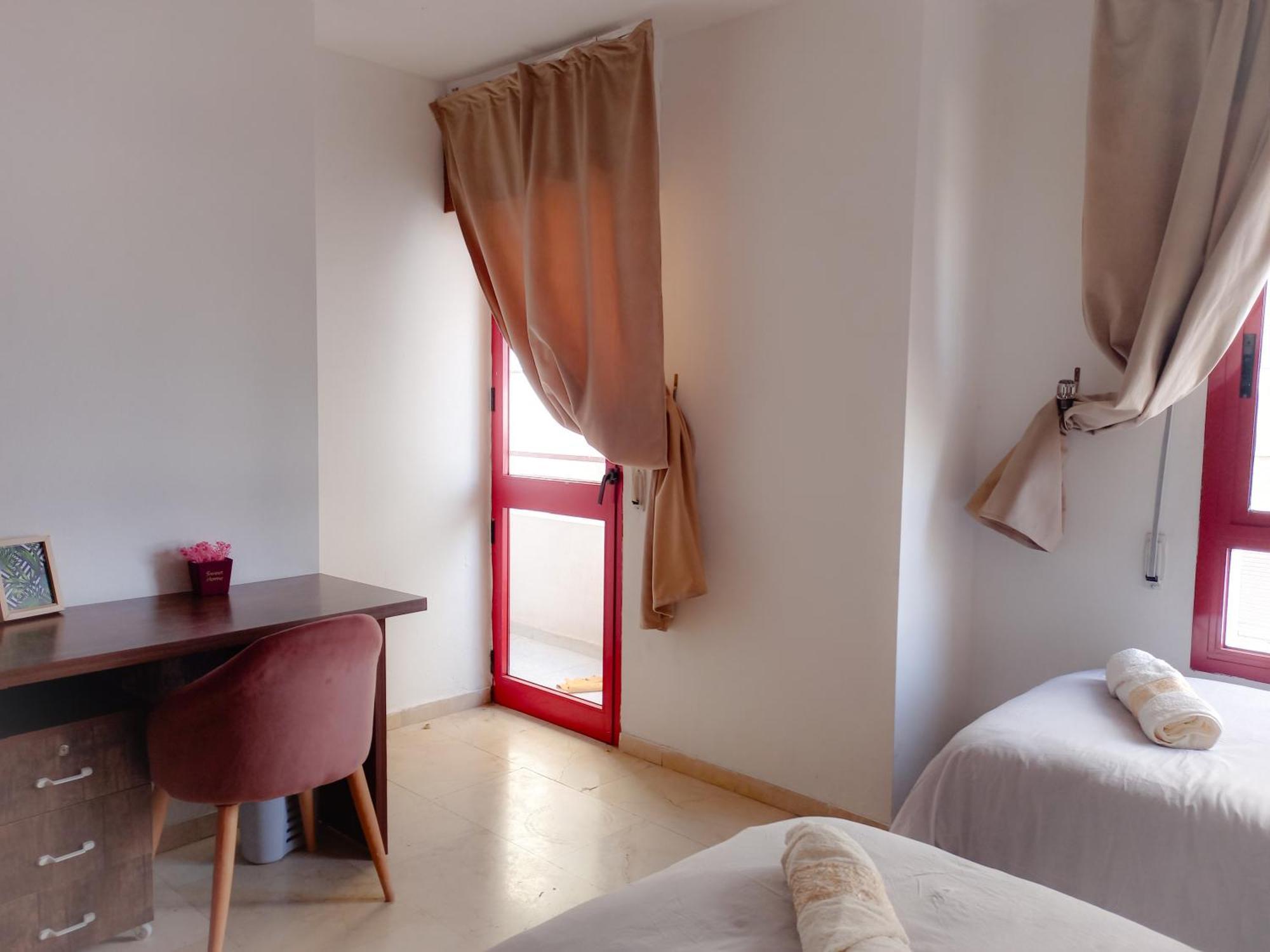 Appartement A Malabata En Face Centre Commercial Megarama & La Gare De Tgv M2 Tanger Exterior foto