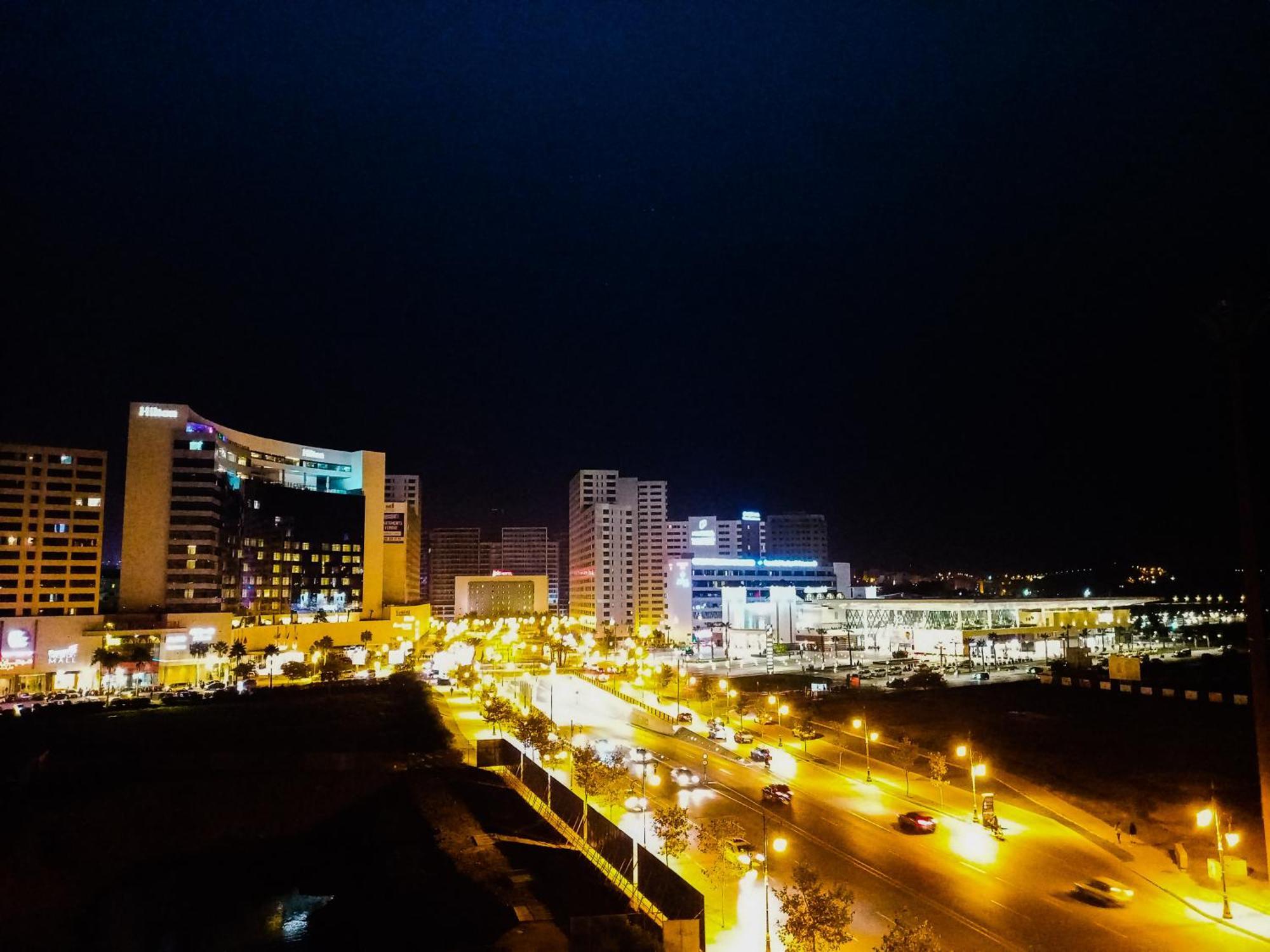 Appartement A Malabata En Face Centre Commercial Megarama & La Gare De Tgv M2 Tanger Exterior foto